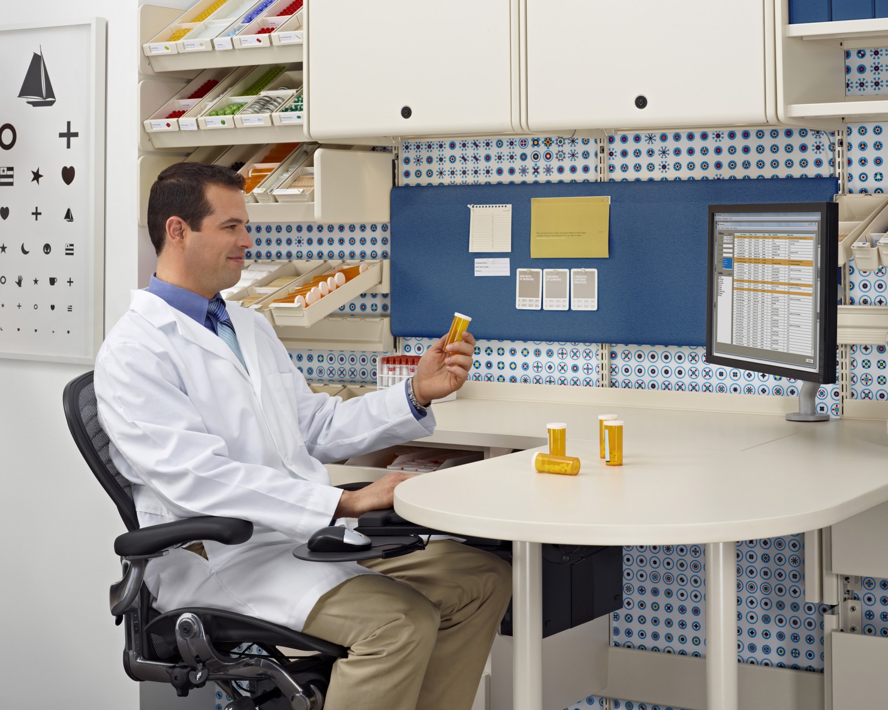 办公辅件|显示器支架|办公家具|设计师家具|Flo 台面显示屏支架